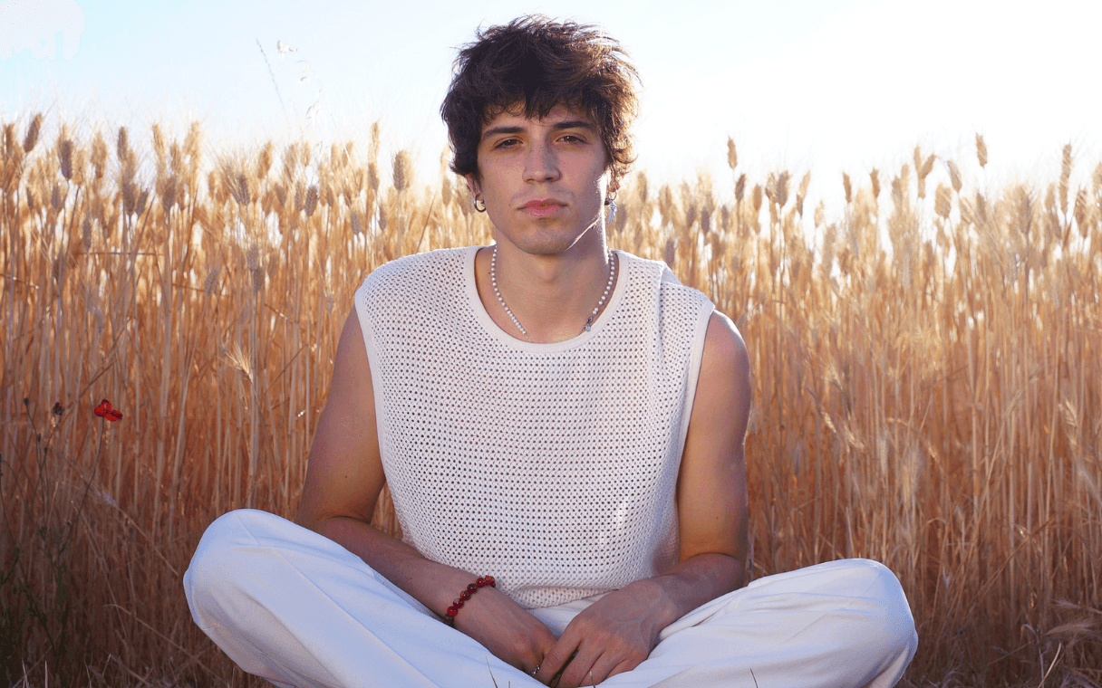 Alex w.png